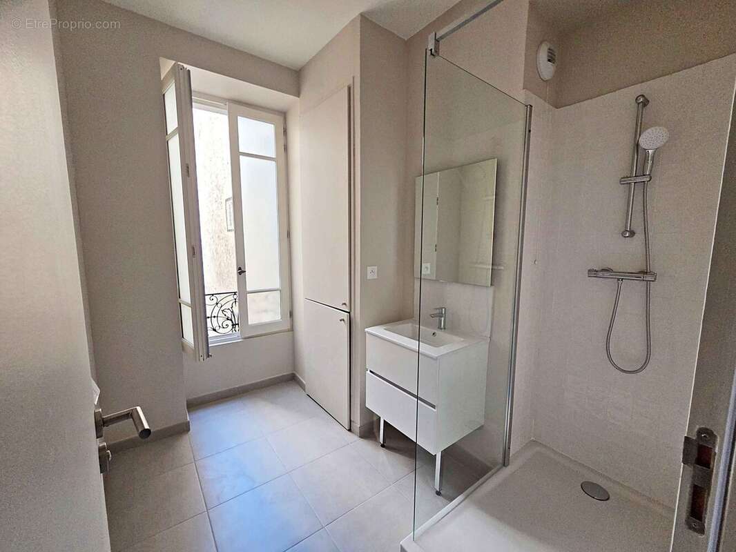 Appartement 59 m² à Nice  - photo 3