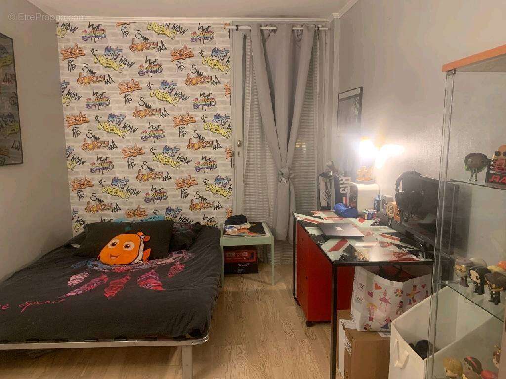 Appartement à CORBEIL-ESSONNES