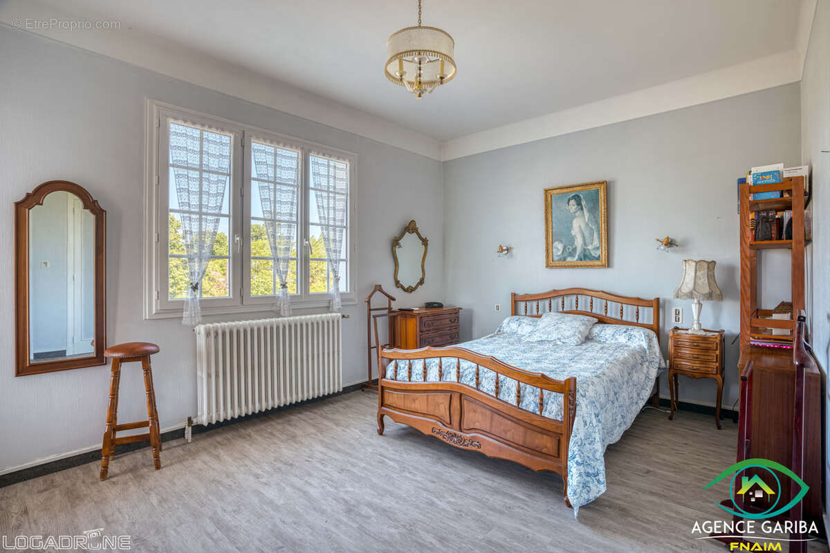 Maison à SAINT-VITE