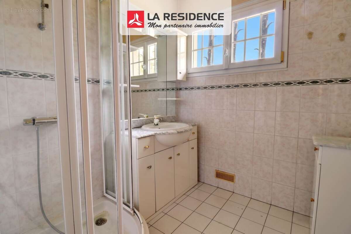 Maison 134 m² à Les Damps  - photo 8
