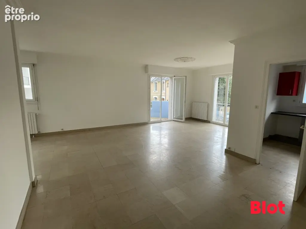 Appartement 12 pièces 227 m² à vendre à Saint-Nazaire (44600) - photo 3