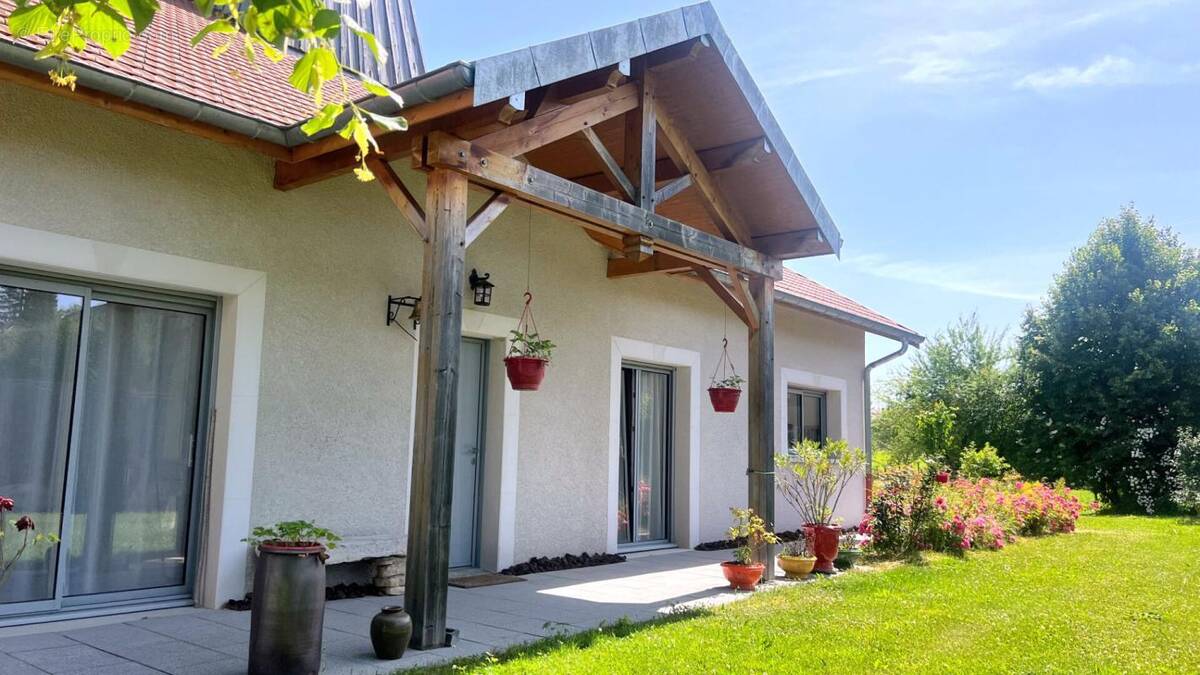 Maison à VALDAHON