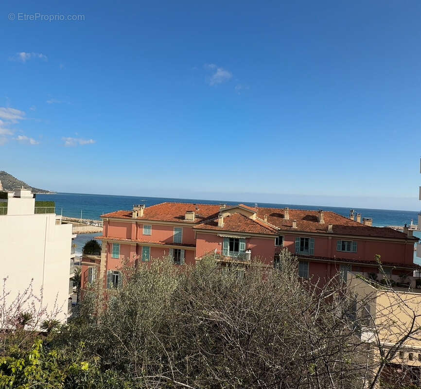 RARE sur Menton Garavan-maison mitoyenne-3 chambres-terrasses-jardin-2 parkings-grande cave-vue mer vieille vi - photo 2