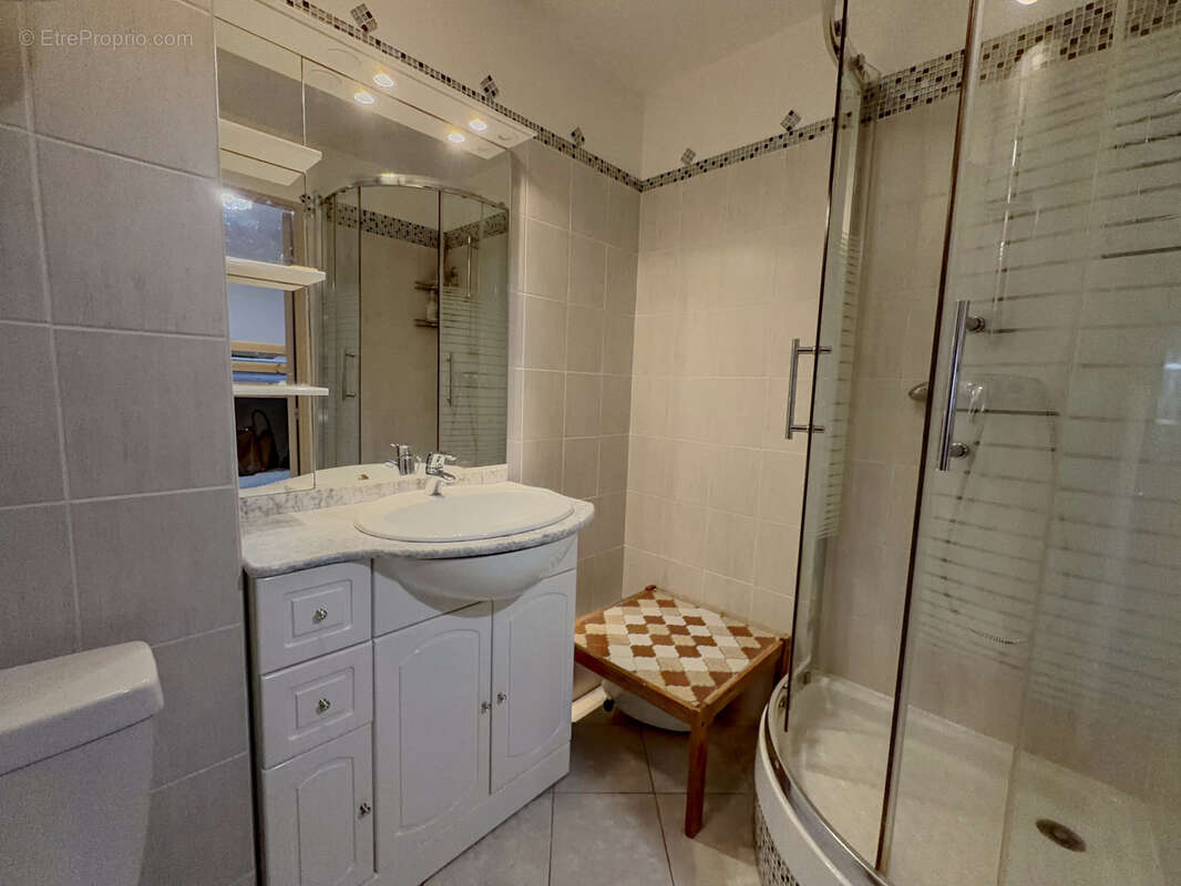 Appartement à SIX-FOURS-LES-PLAGES