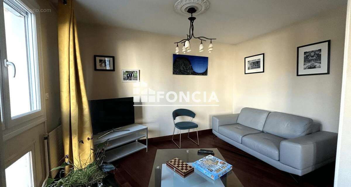 Appartement  T5– Quartier Gazonfier, balcon, stationnement facile - photo 4