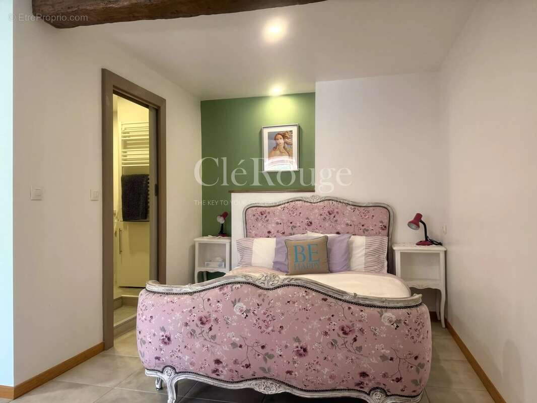 Eymet – Immeuble de rapport au cœur de la bastide avec maison, studio et local commercial - photo 20