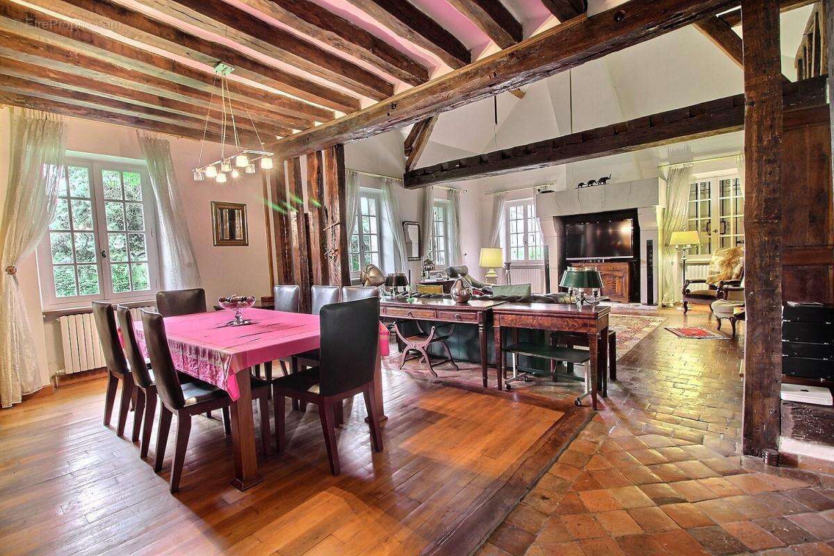 Maison Vieilles Maisons Sur Joudry 11 pièce(s) 310 m2 - photo 5