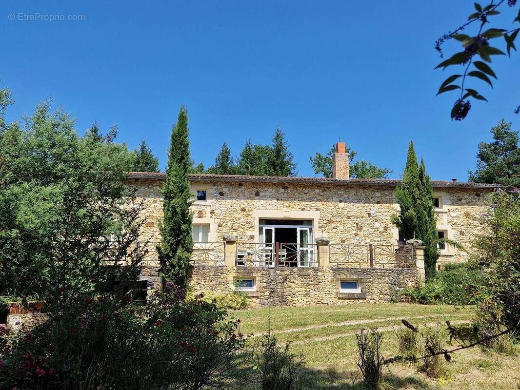 20240719124508 - Maison à LACROPTE