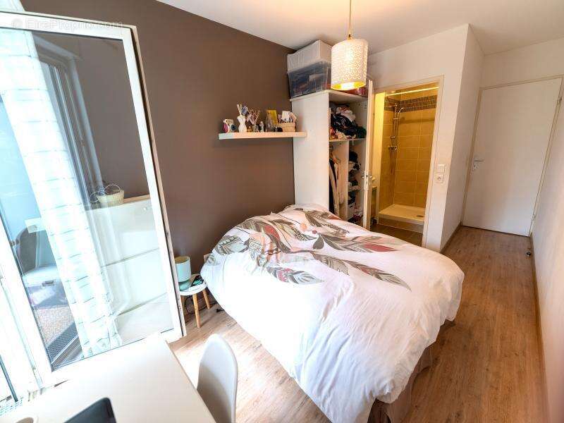 Appartement à COLOMBES