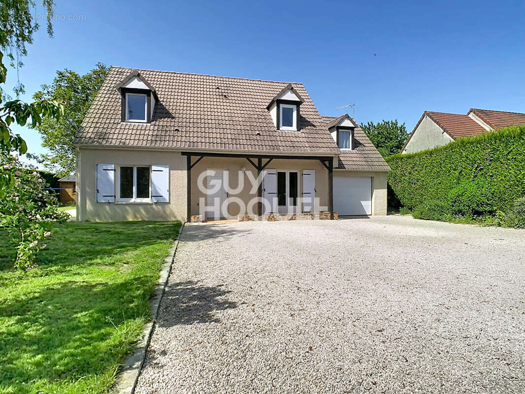 Maison à FRESNOY-LE-LUAT