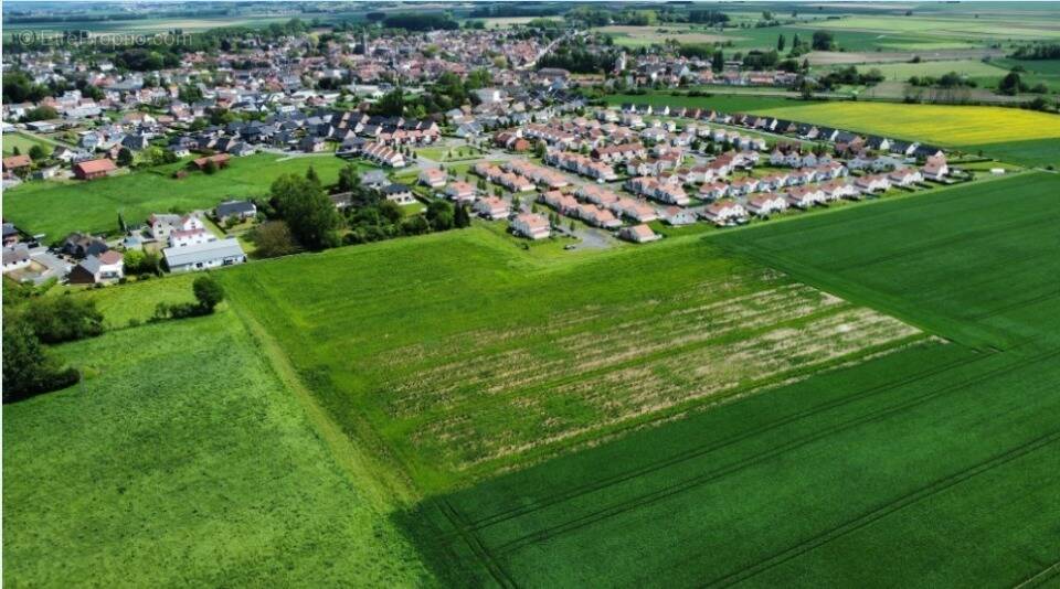 Terrain à VITRY-EN-ARTOIS