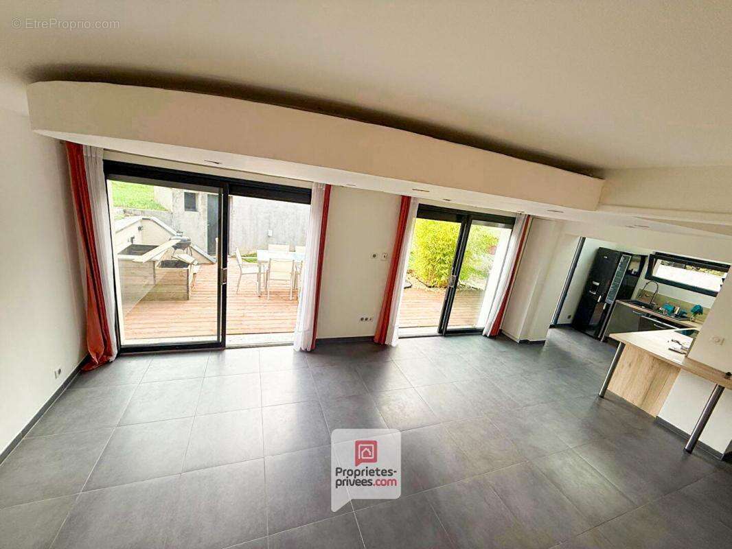 Maison à SAINT-MARTIN-D&#039;URIAGE