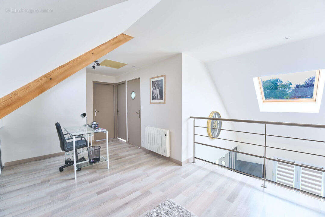 maison avec dressing et mezzanine - Maison à LA POMMERAYE