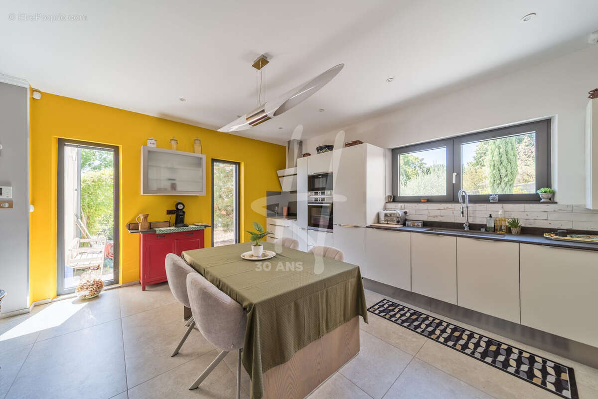 Maison 97 m² à Scy-Chazelles  - photo 6