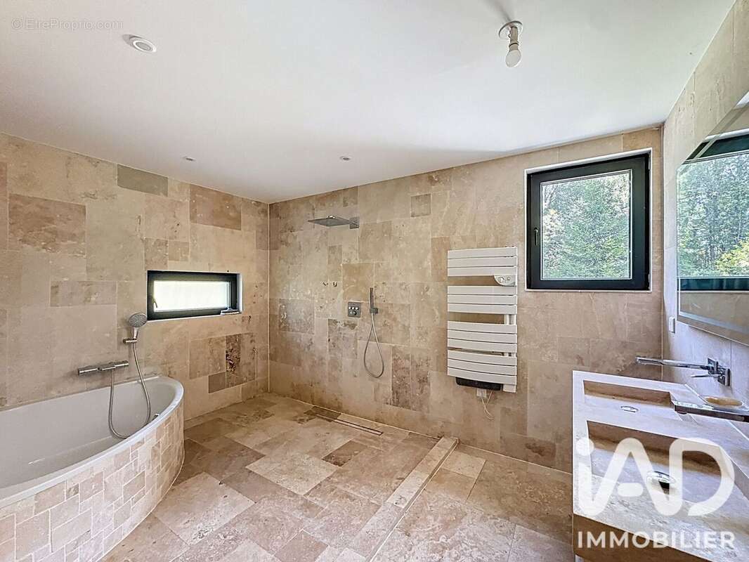 Maison 121 m² à Amancy  - photo 6