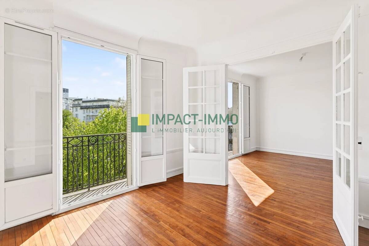 Appartement à COLOMBES