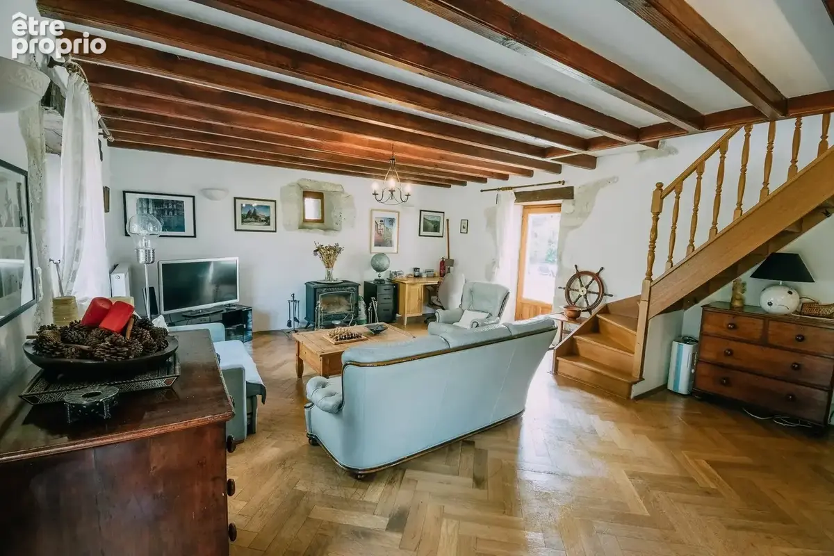 Jolie maison en pierre, maison d'amis, piscine et tennis - photo 4