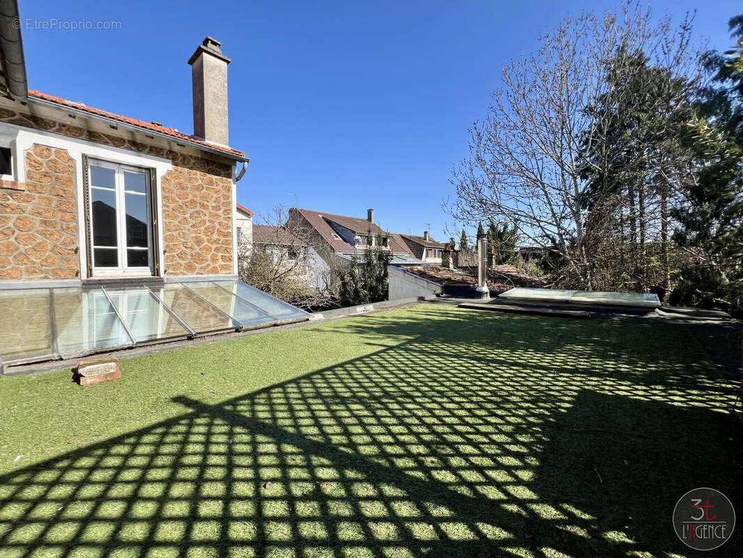 Maison à FONTENAY-SOUS-BOIS
