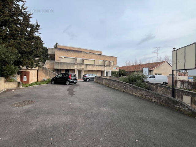 Commerce à AUBAGNE