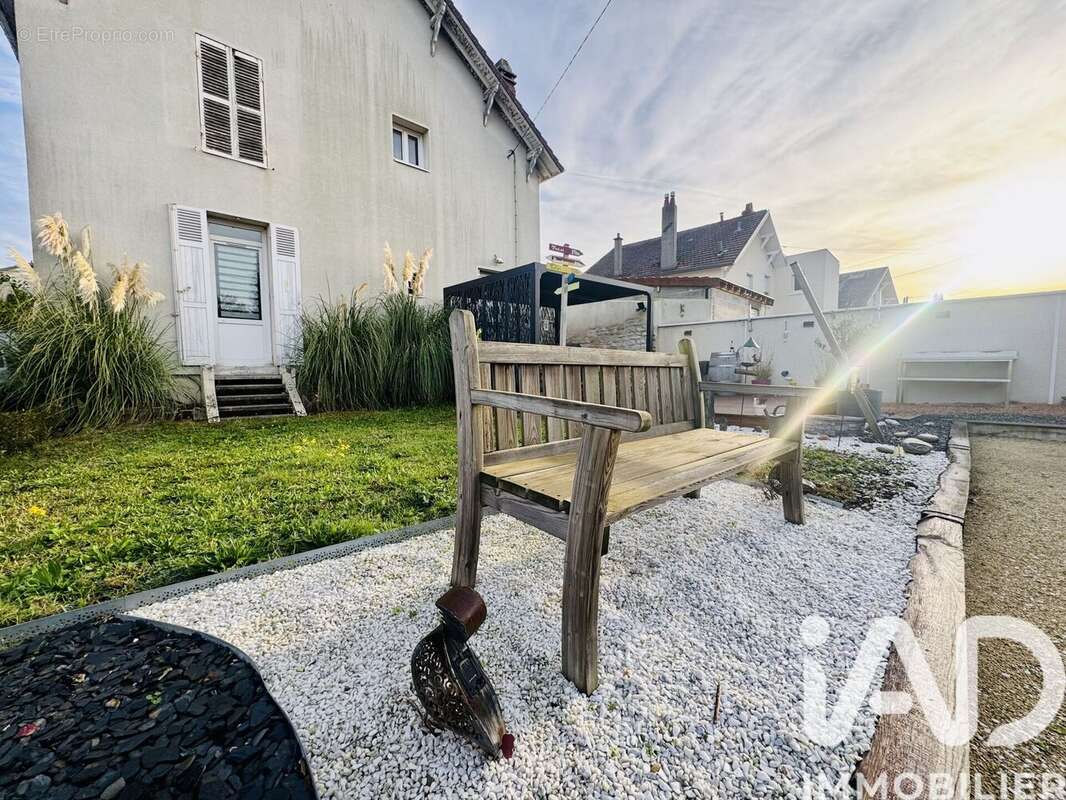 Photo 4 - Maison à MANTES-LA-VILLE