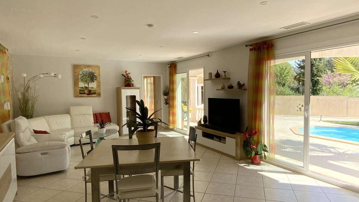 Maison à UZES