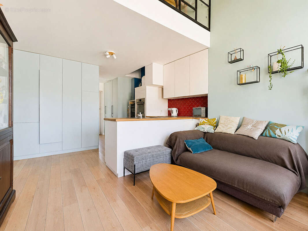 Appartement Paris duplex 2/3 pièce(s) 42 m2 Jourdain Belleville - photo 2