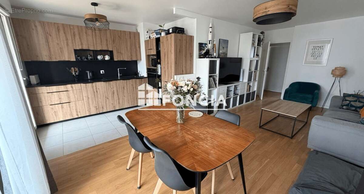 Appartement à AUBERVILLIERS