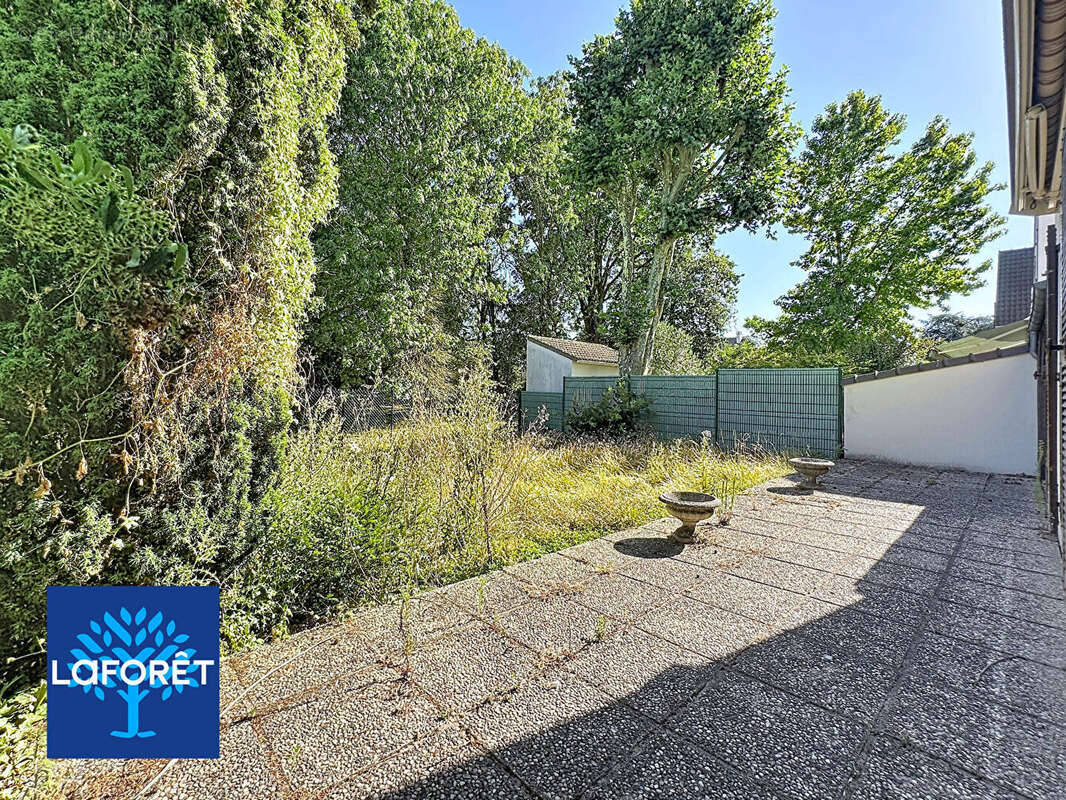 Lisses - Maison individuelle 5 pièces 91.66m² (129.34m² au sol) + terrain de 329m² - photo 13