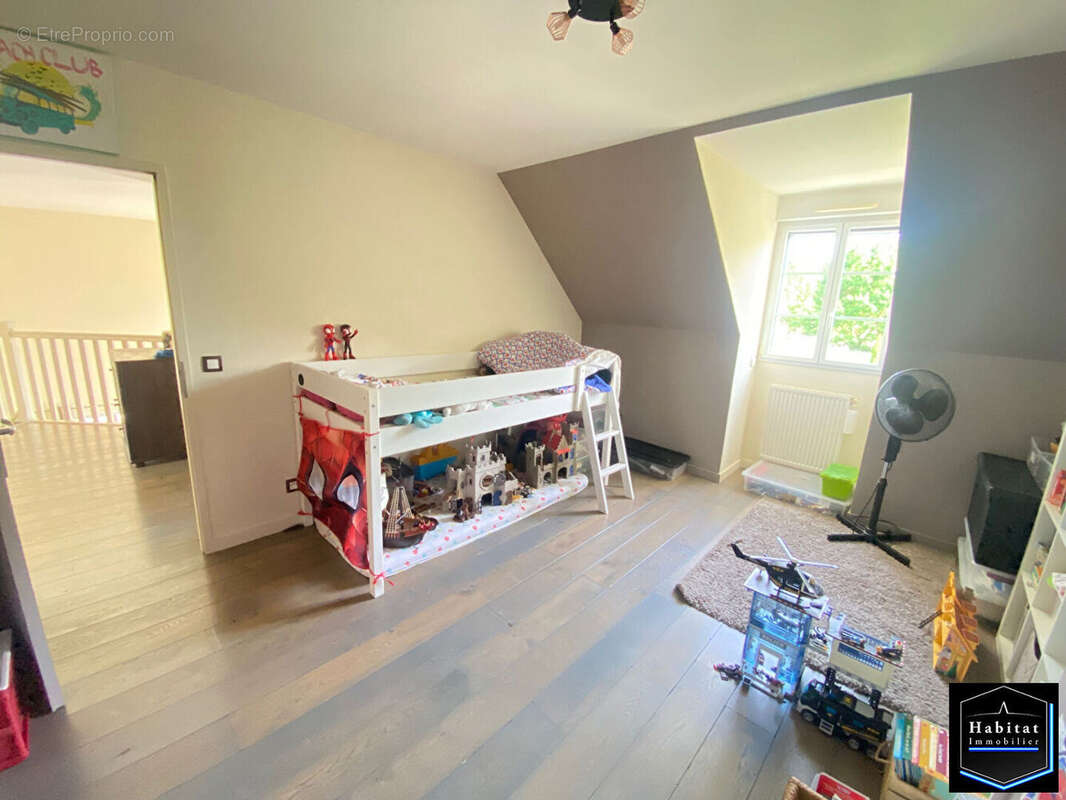 Maison à DAMMARTIN-EN-GOELE