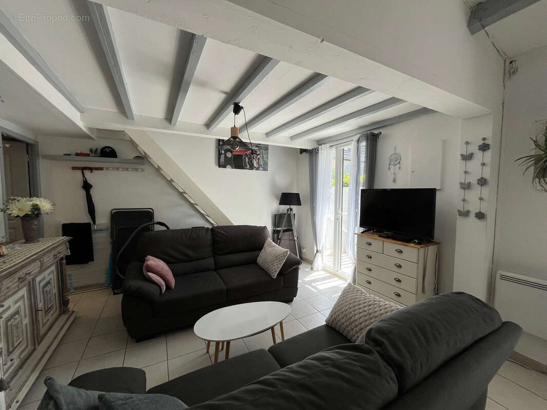 Maison à FLEURY
