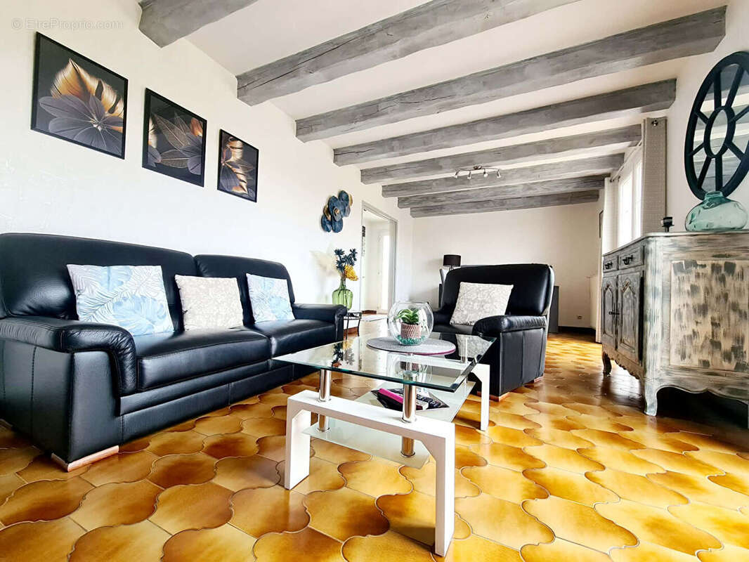 Maison à BIESLES