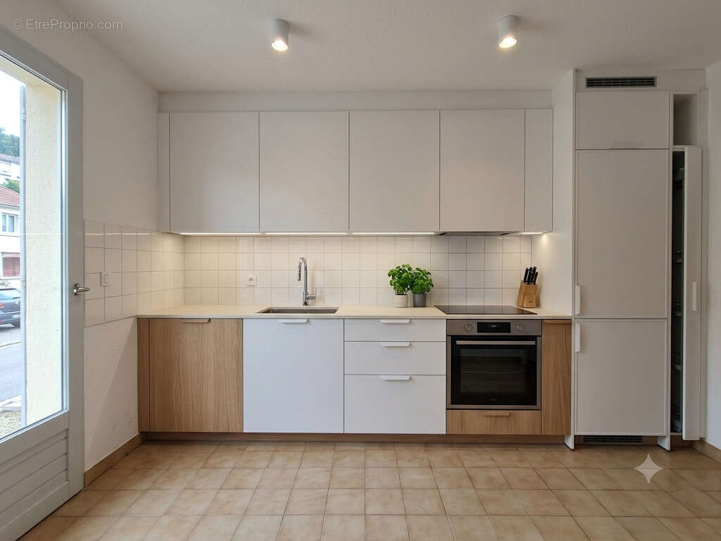 A vendre centre historique d'Auch, appartement type 3 de 69m2 - photo 4