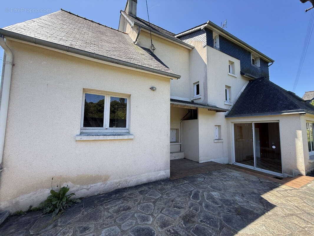 Maison 120 m² à Saint-Quay-Perros  - photo 3