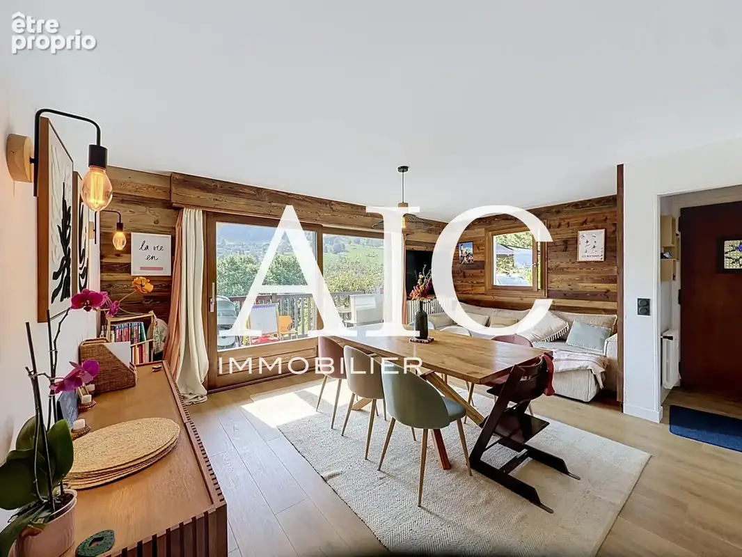 Appartement à COMBLOUX