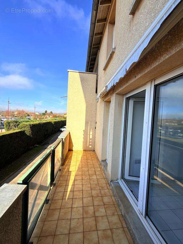 Appartement à MONTAGNY