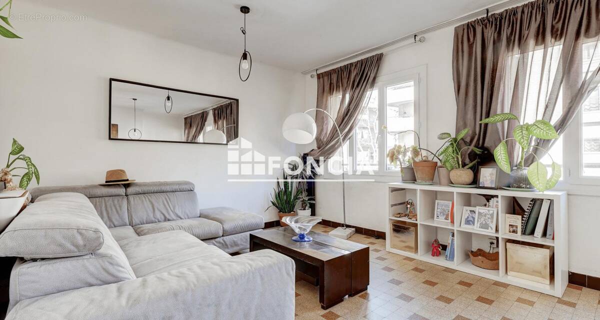 Appartement à MARSEILLE-13E