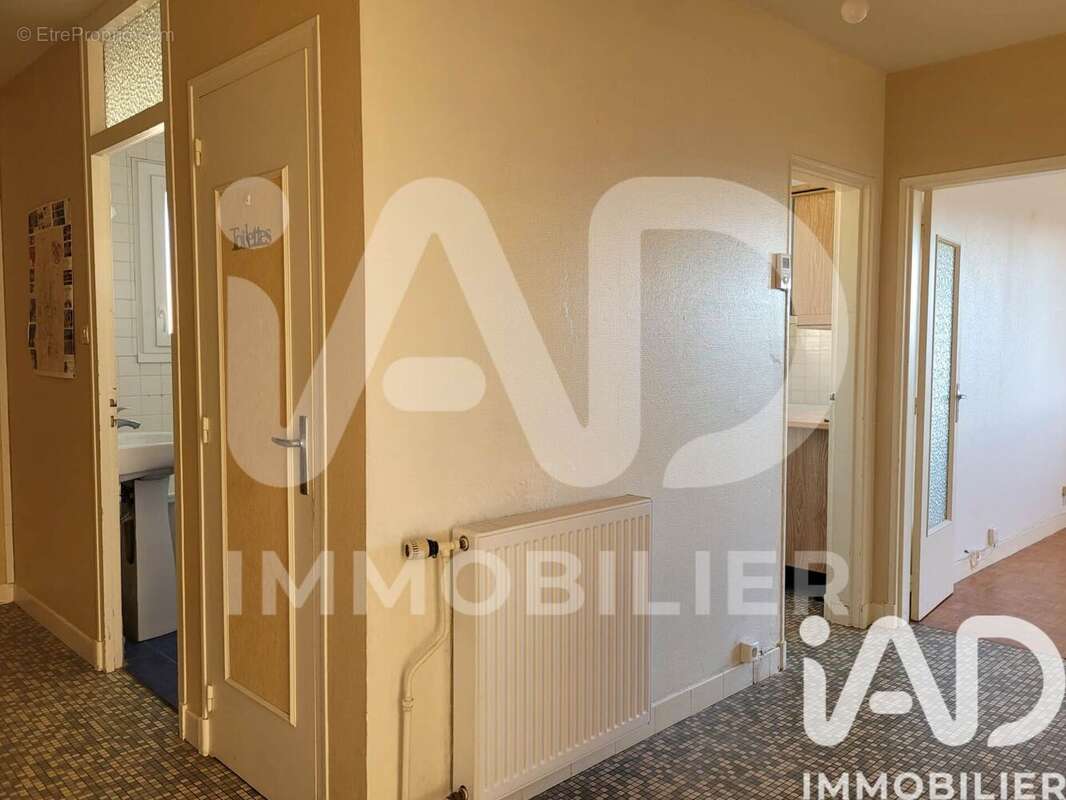 Photo 8 - Appartement à MONTLUCON