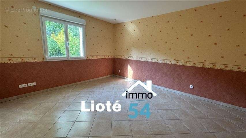 Maison à SAINT-MARD