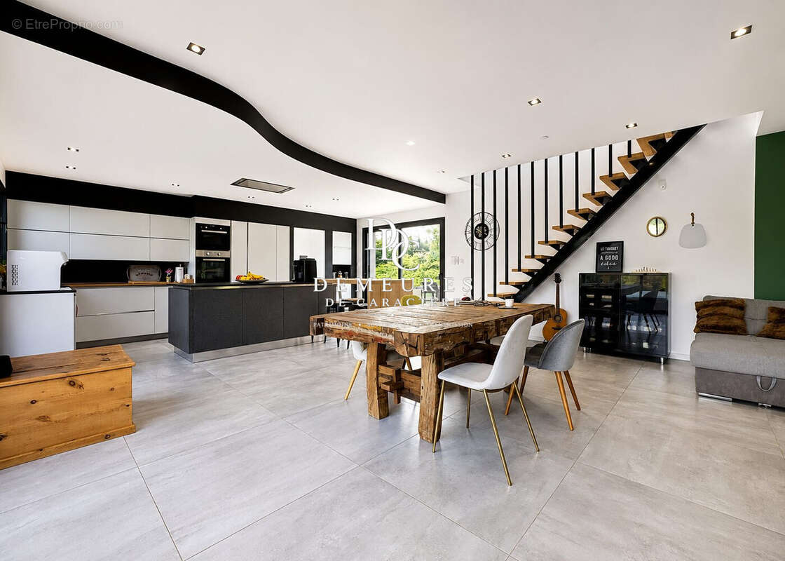 Maison 252 m² à Baincthun  - photo 6