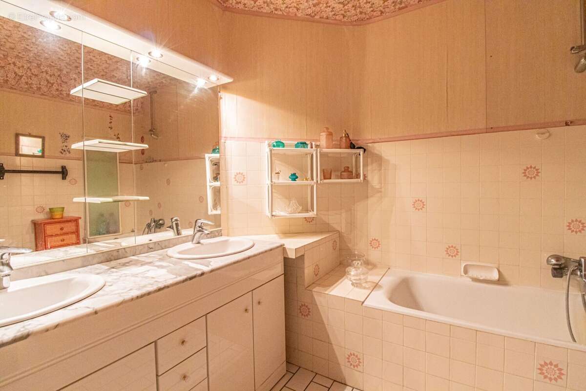 Appartement 51 m² à Saint-Gervais-Les-Bains  - photo 8