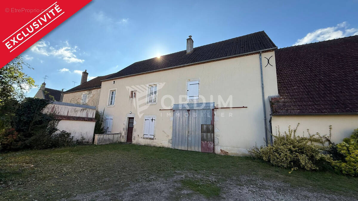 Maison à BONNY-SUR-LOIRE