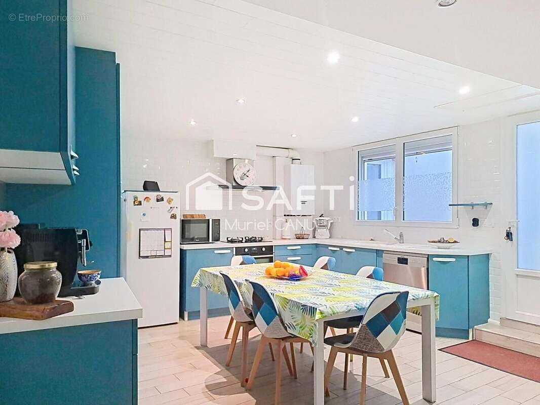 Photo 2 - Maison à SURGERES