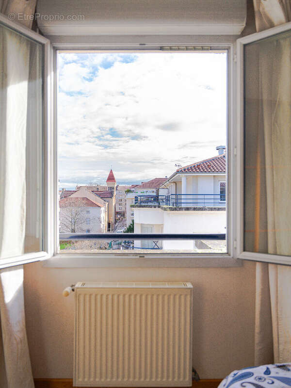 Appartement à LYON-8E