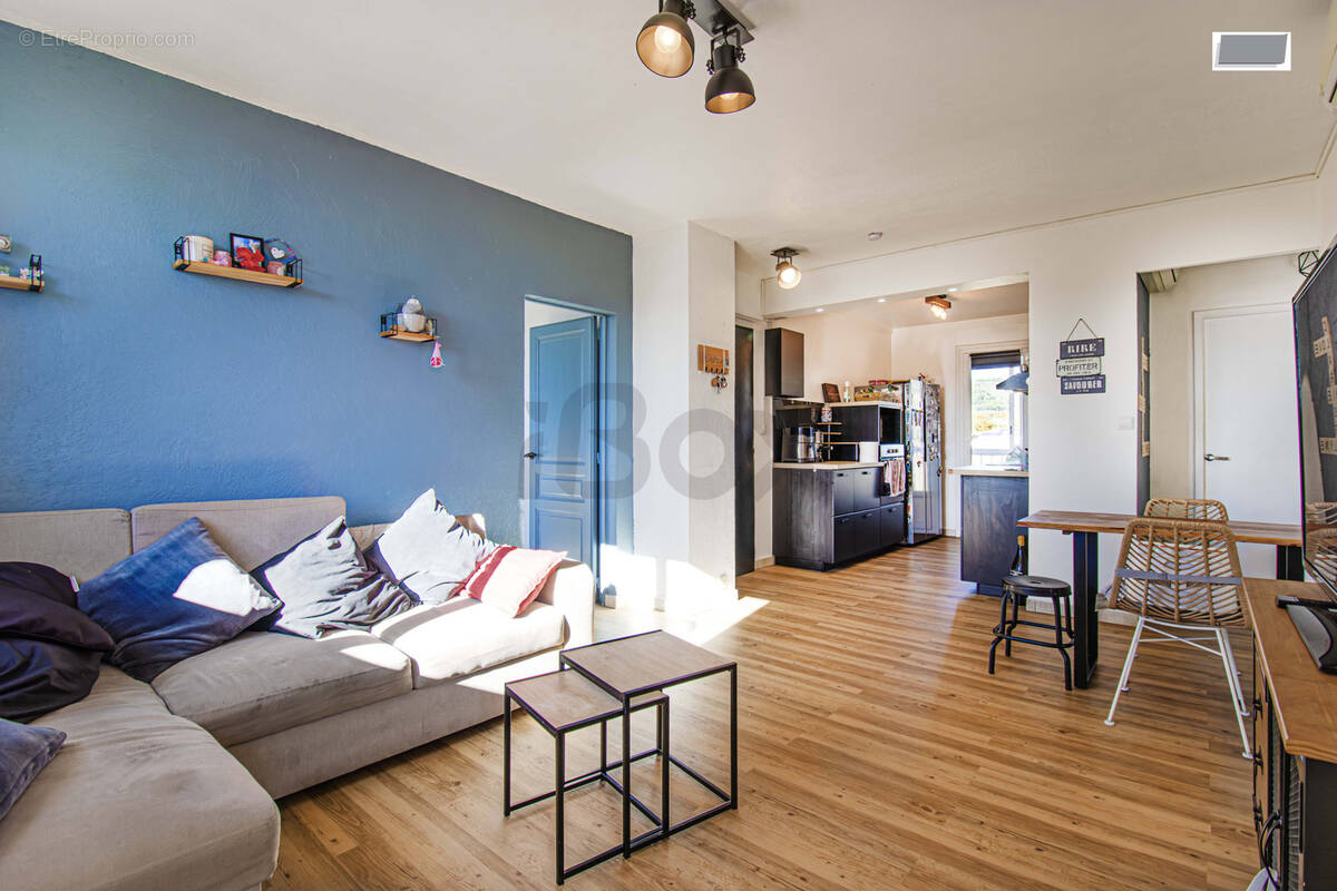 Appartement à LA VALETTE-DU-VAR