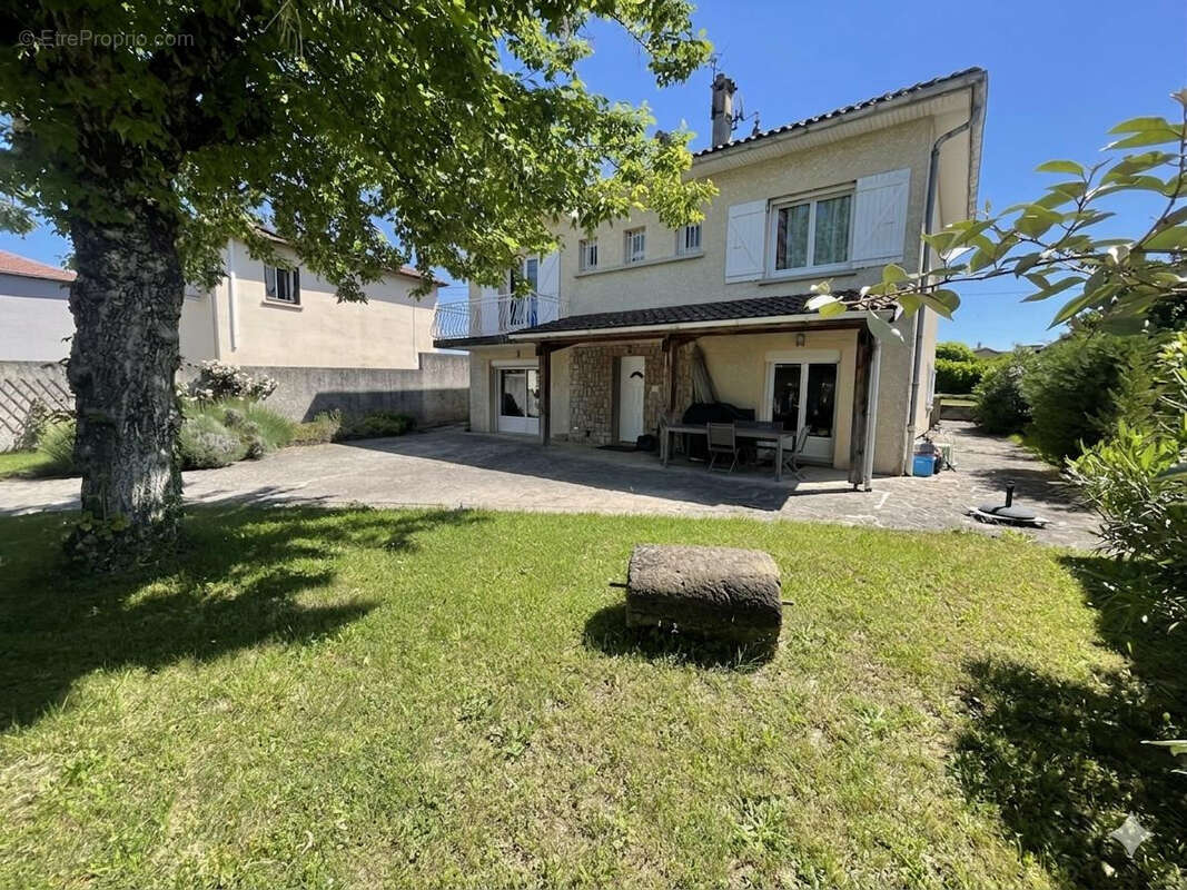 Maison à CHANAS