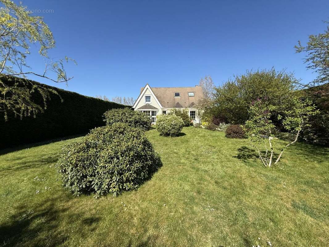 Maison à OCTEVILLE-SUR-MER