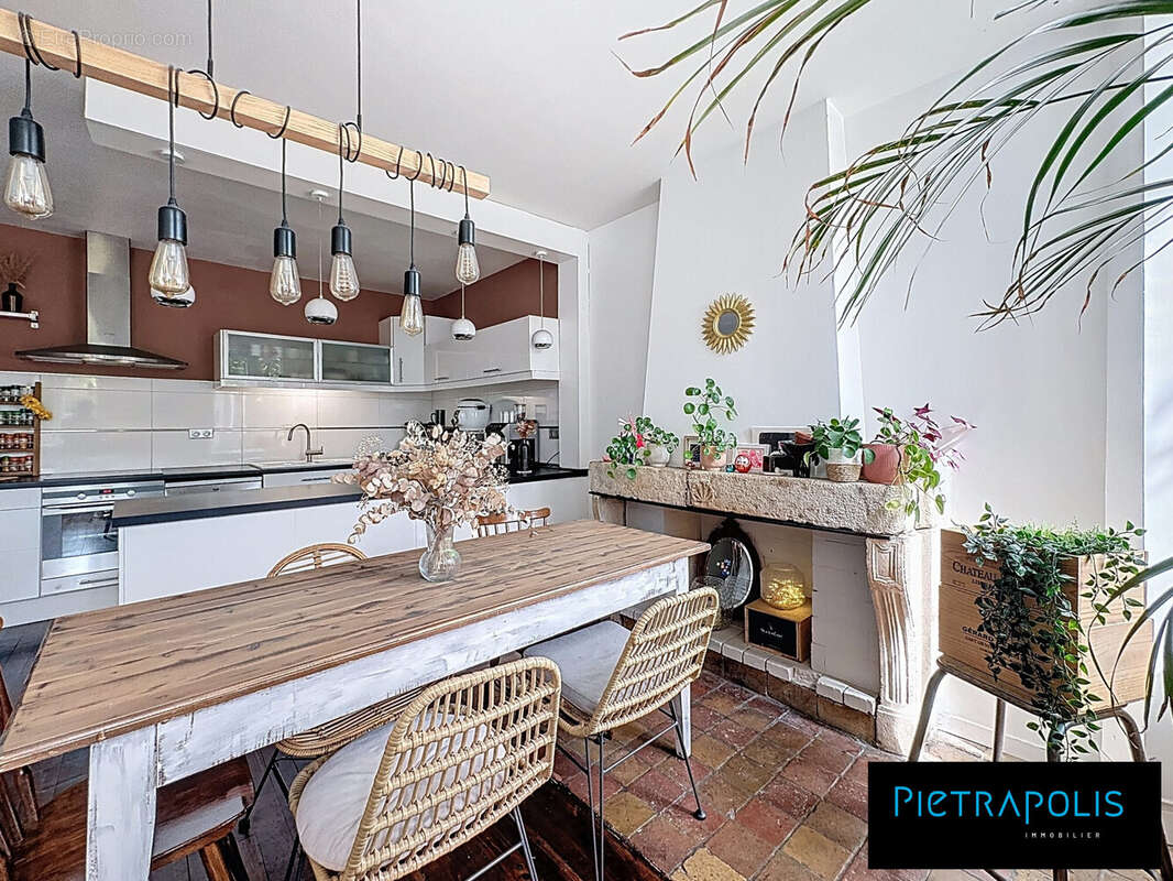 Appartement à SATHONAY-CAMP