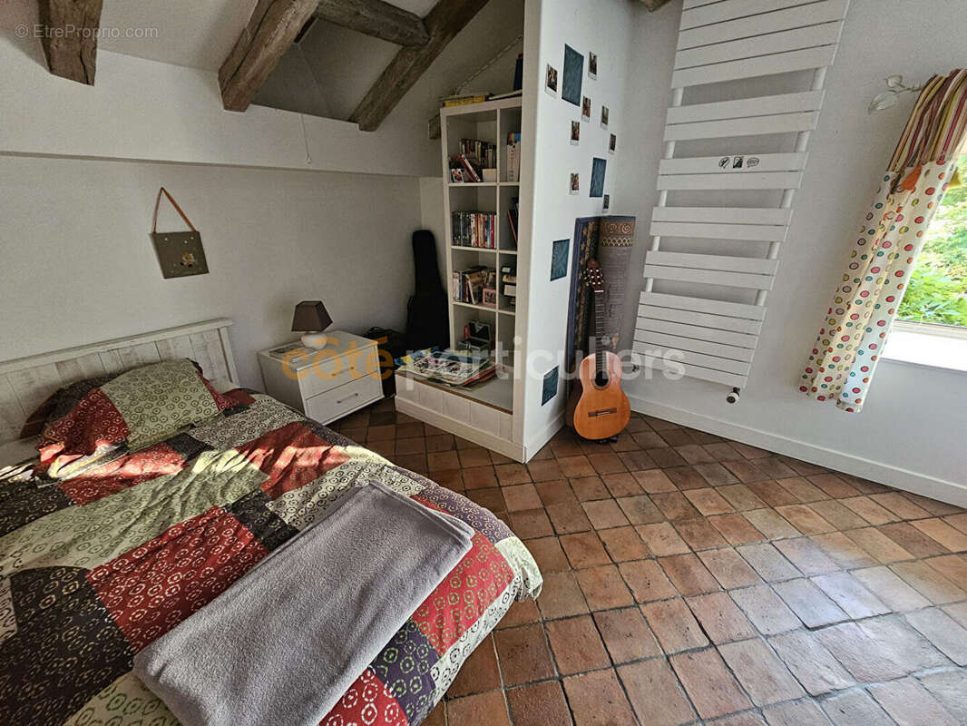 Saint-Léger-sous-Cholet  Maison de caractère de 161 m² sur un terrain de 1 521 m² - photo 15
