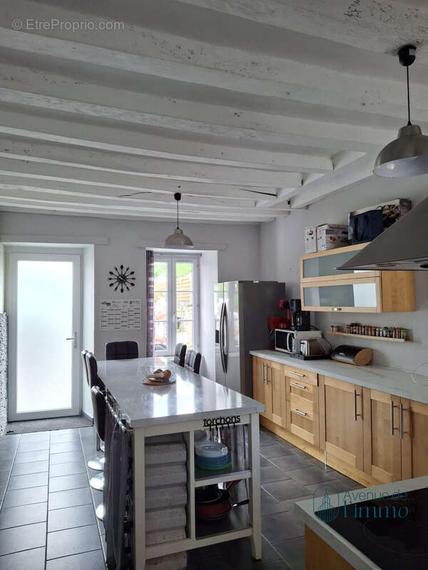 Maison à GREZ-NEUVILLE