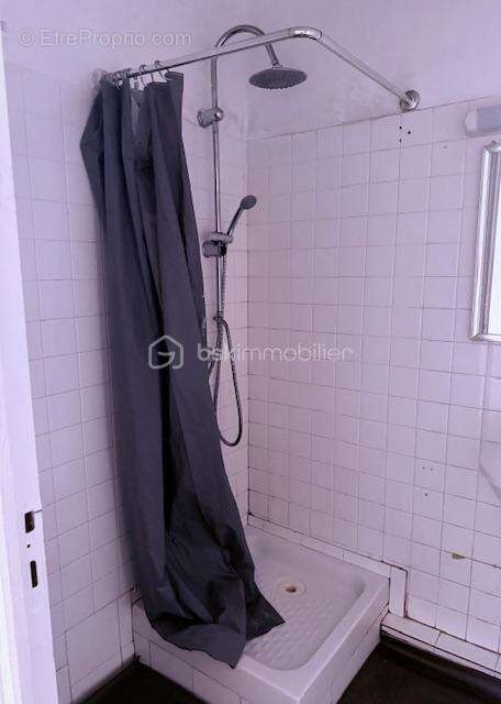 Plein sud pour cet appartement avec vue panoramique sur le port - photo 5